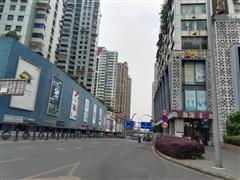 东方明珠一楼门面出租 520平  可分租